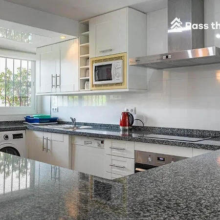 Pass The Keys Amplio Departamento En Apartment