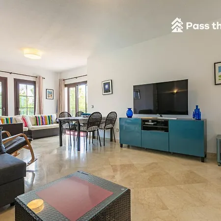Pass The Keys Amplio Departamento En Apartment