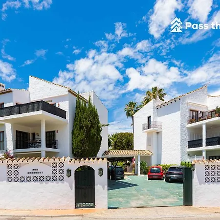 Pass The Keys Amplio Departamento En Apartment Marbella